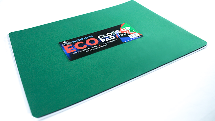 Economy Close-Up Pad 16X23 (Green) by Murphy's Magic Supplies - Trick