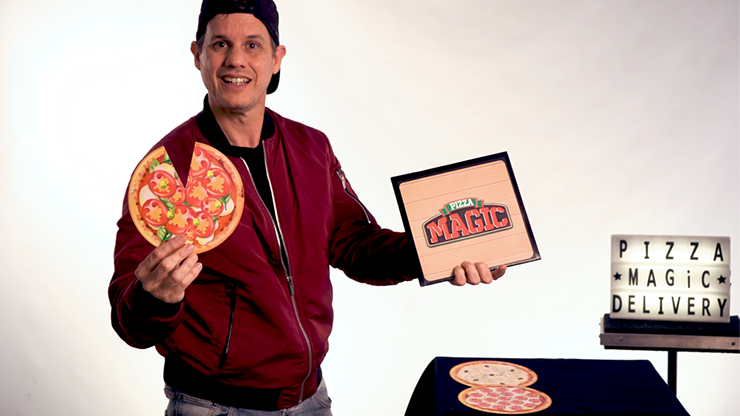 PIZZA MAGIC (Gimmicks and Online Instructions) by Gustavo Raley - Trick