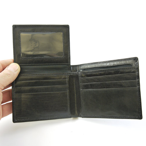 The Hip Wallet by Jerry O’Connell and PropDog - Available at pipermagic.com.au
